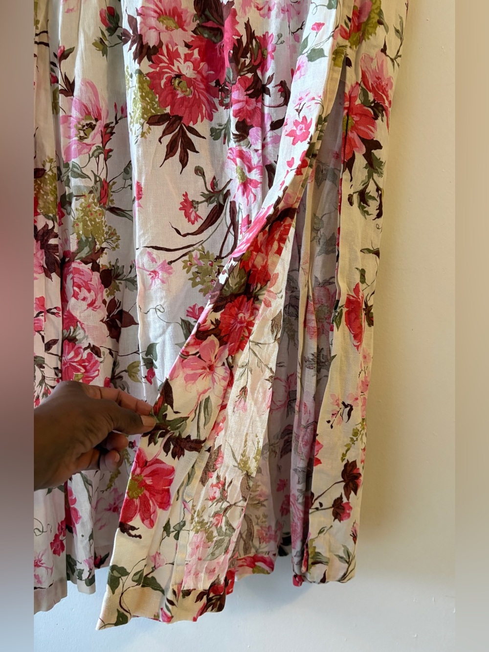 Abercrombie & Fitch Cream Floral Maxi Skirt with Pink Flowers - Picture 5 of 10